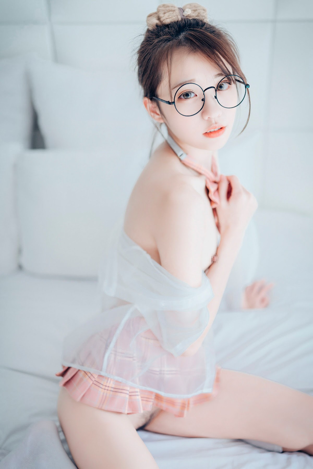 [JVID] 妍妍 Angel – 女孩在trasmart制服與眼鏡 - P40