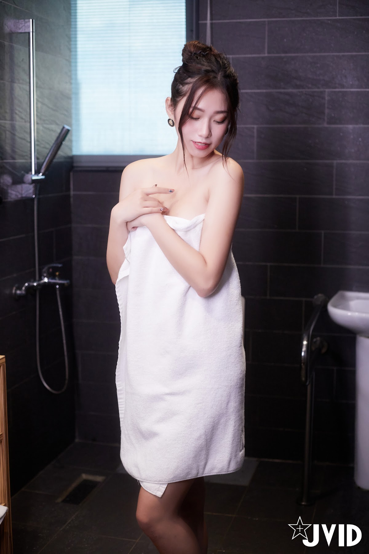 [JVID] Verna – 偶然的瞬間 機率千分之一 - P111