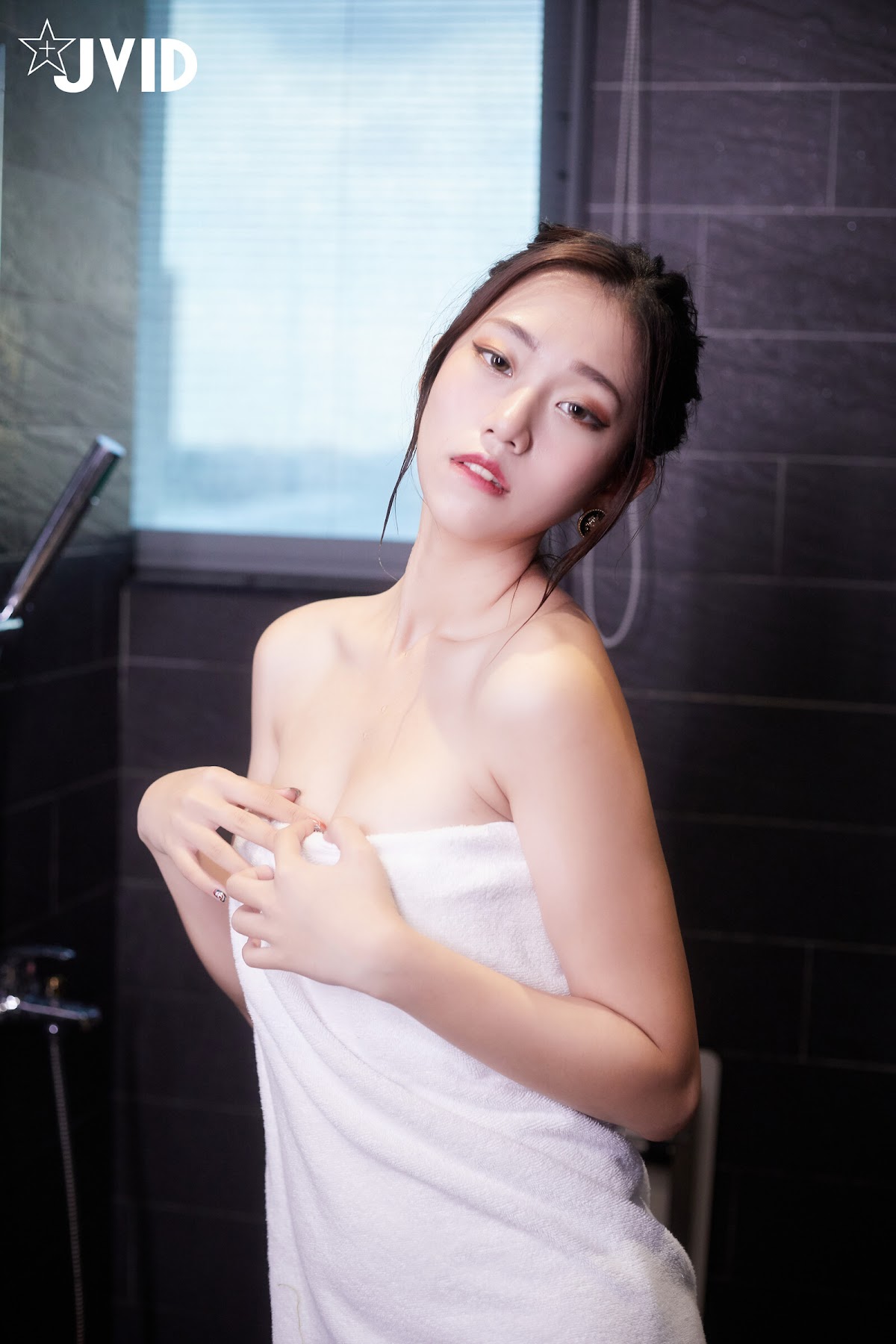 [JVID] Verna – 偶然的瞬間 機率千分之一 - P116