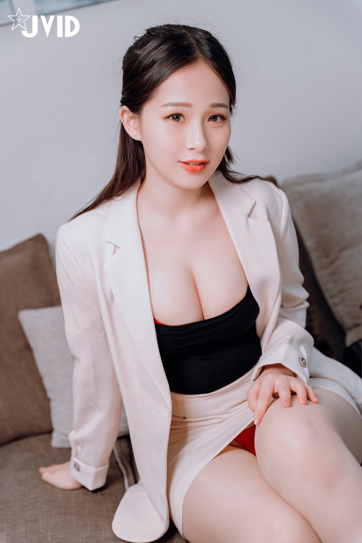 [JVID] 婕咪 Juice – 飛機杯到府推銷員 - P9
