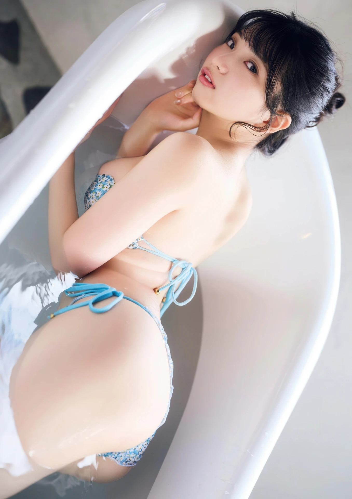 Hinano Himeno 姫野ひなの, Big Comic Spirits 2026 No.18 (ビッグコミックスピリッツ 2026年18号) - P15