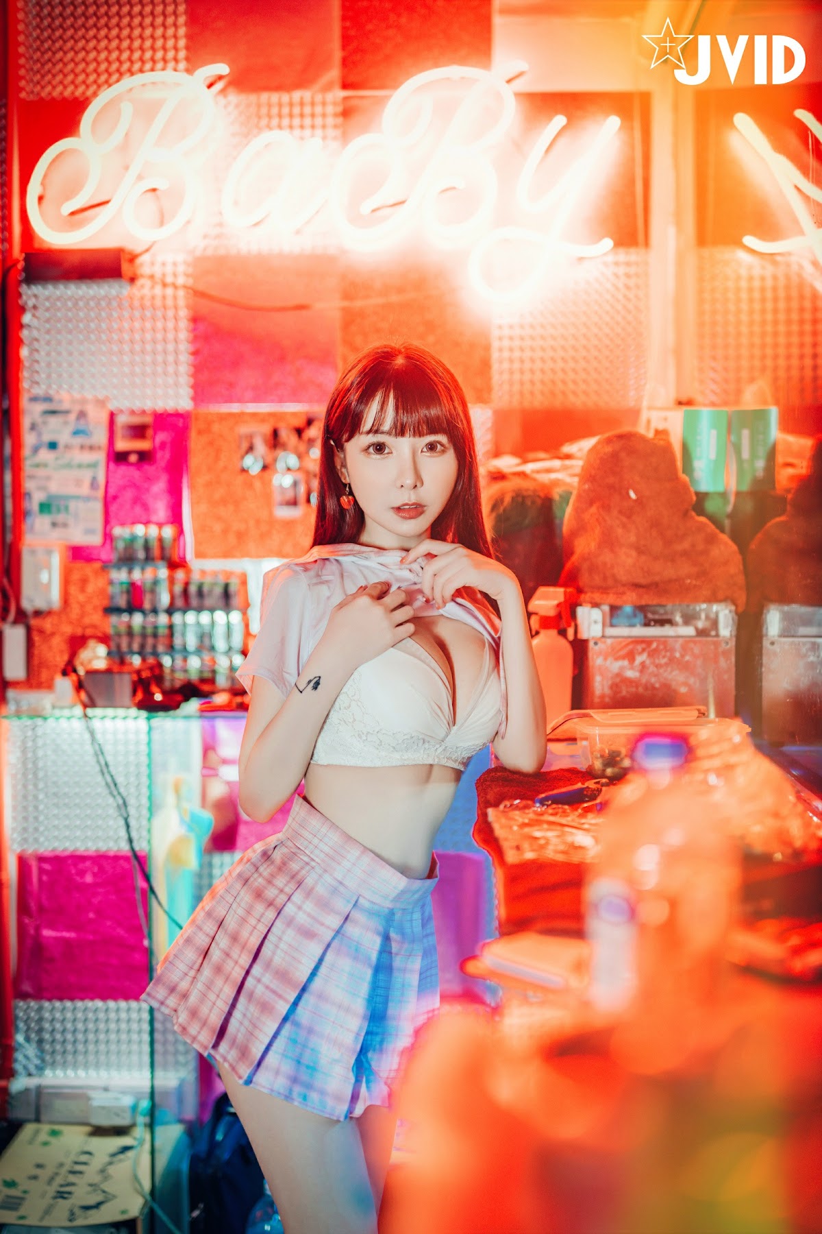 [JVID] 辰辰 & 胎尼 – 檳榔西施情色妄想 - P181