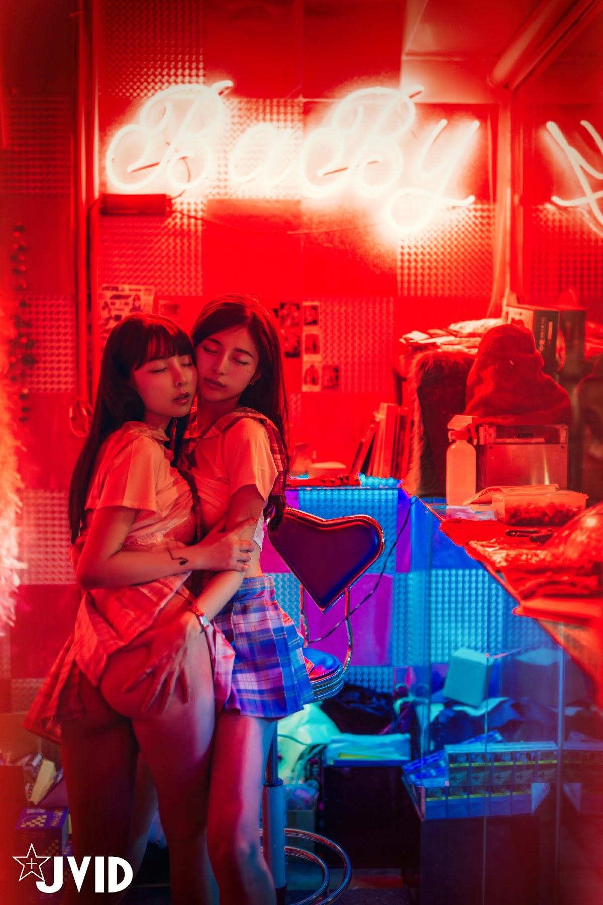 [JVID] 辰辰 & 胎尼 – 檳榔西施情色妄想 - P201