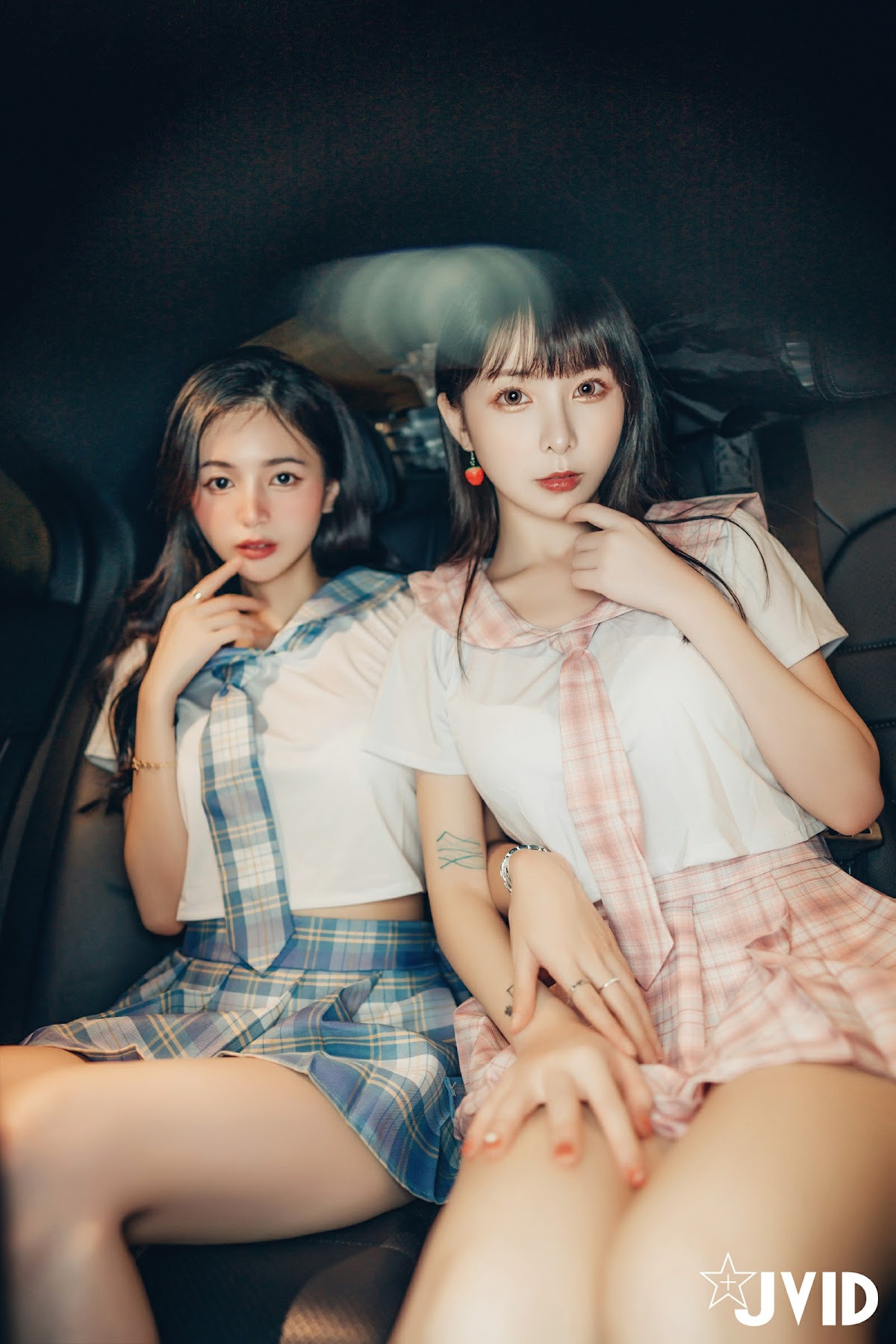[JVID] 辰辰 & 胎尼 – 檳榔西施情色妄想 - P24