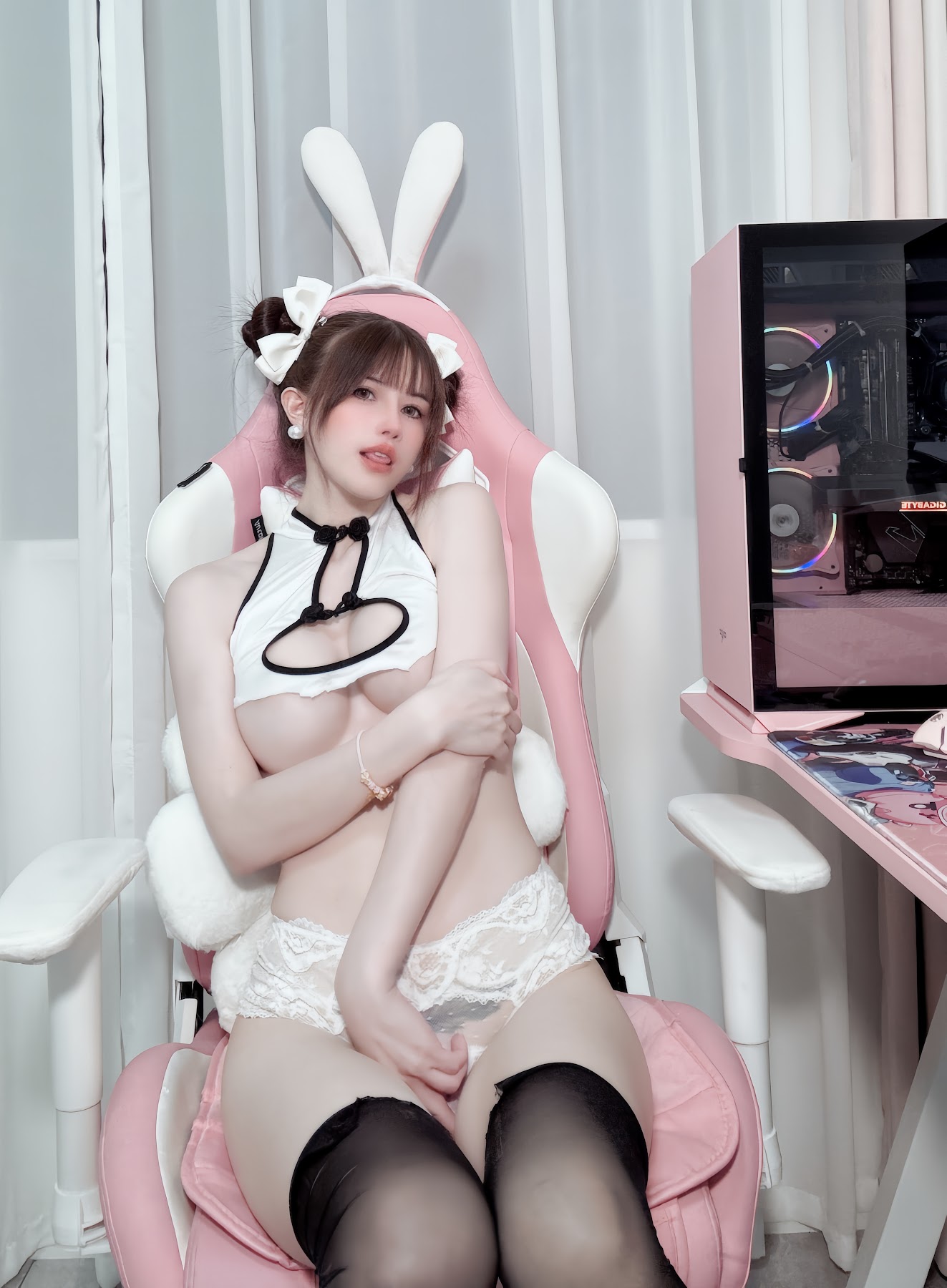 Coser@鹿八岁 – 魅魔印记镂空旗袍 - P29
