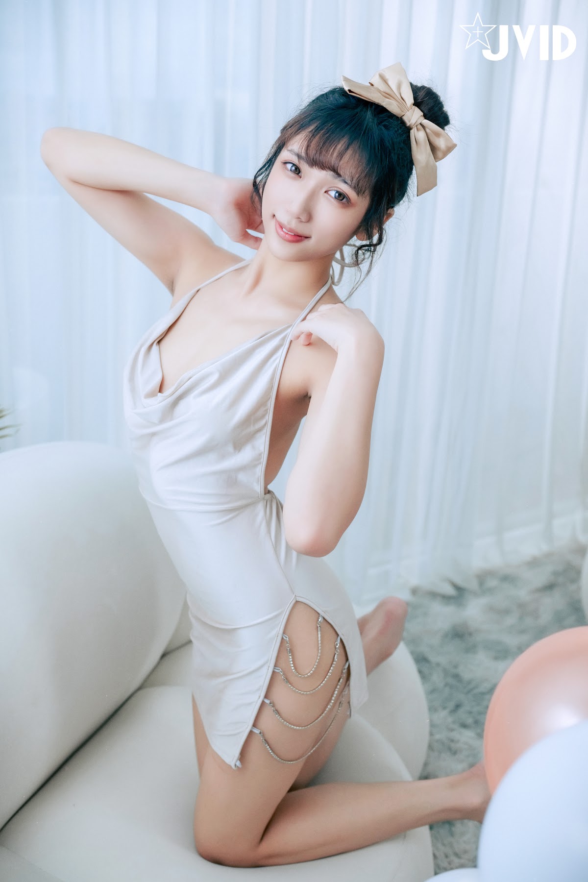 [JVID] 井野奈 & 肉包 – 色慾融合の閨蜜慶生派對 - P15