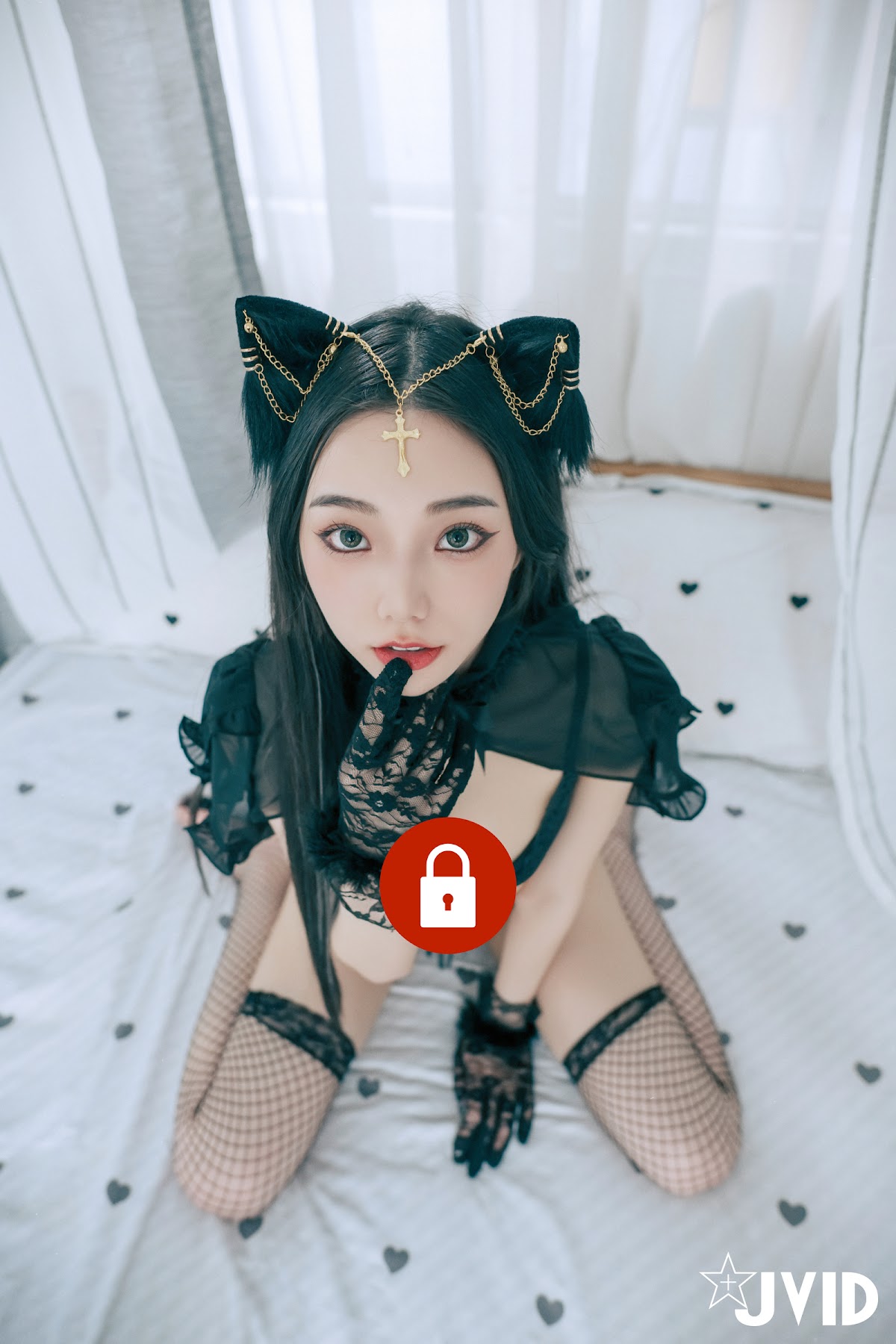 [JVID] 啾啾 – 牛奶成功收編冶豔的黑貓娘 - P28