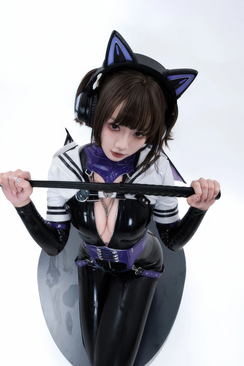 Cosplay 柒柒要乖哦 – 猎狼女 - P15