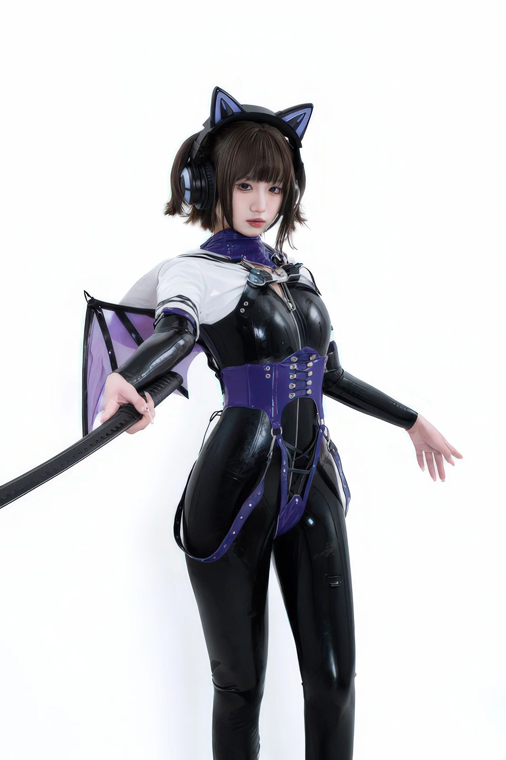 Cosplay 柒柒要乖哦 – 猎狼女 - P25
