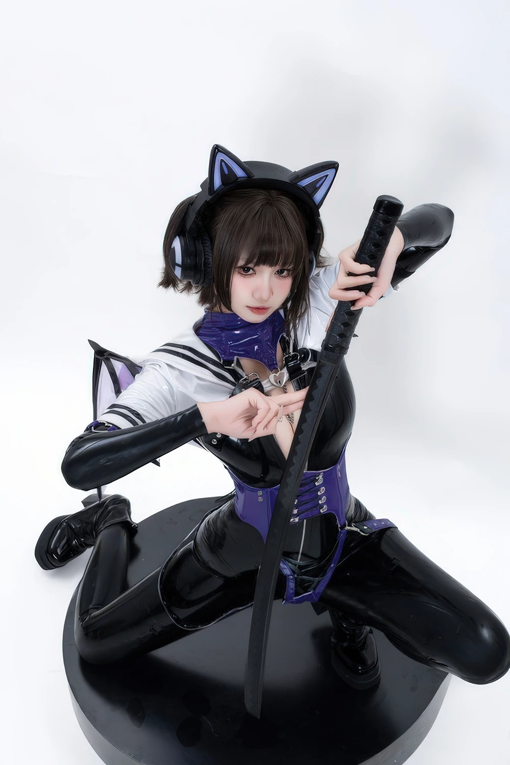 Cosplay 柒柒要乖哦 – 猎狼女 - P4