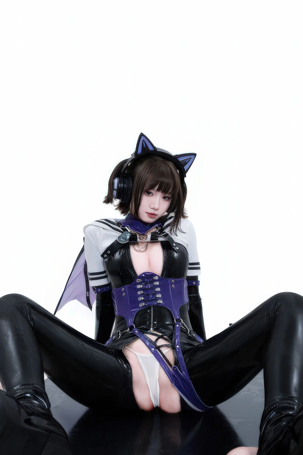 Cosplay 柒柒要乖哦 – 猎狼女 - P56