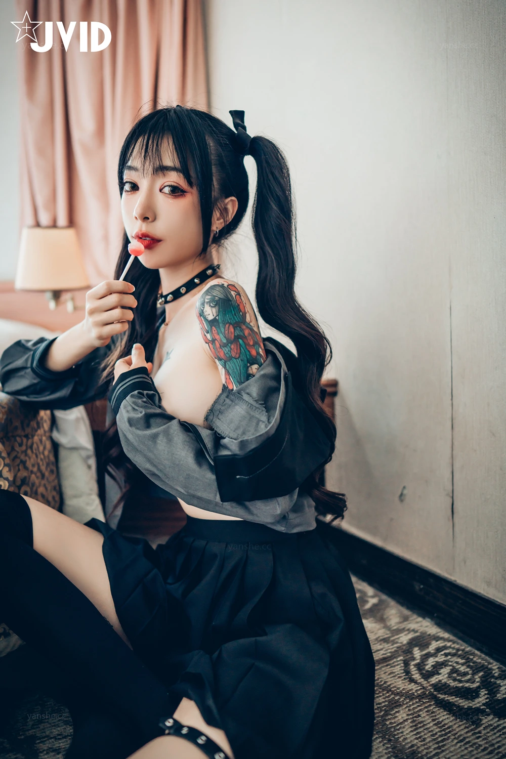 JVID 飄飄哥 – 色色妄想系列 校花也是大姐頭 Set.01 - P35
