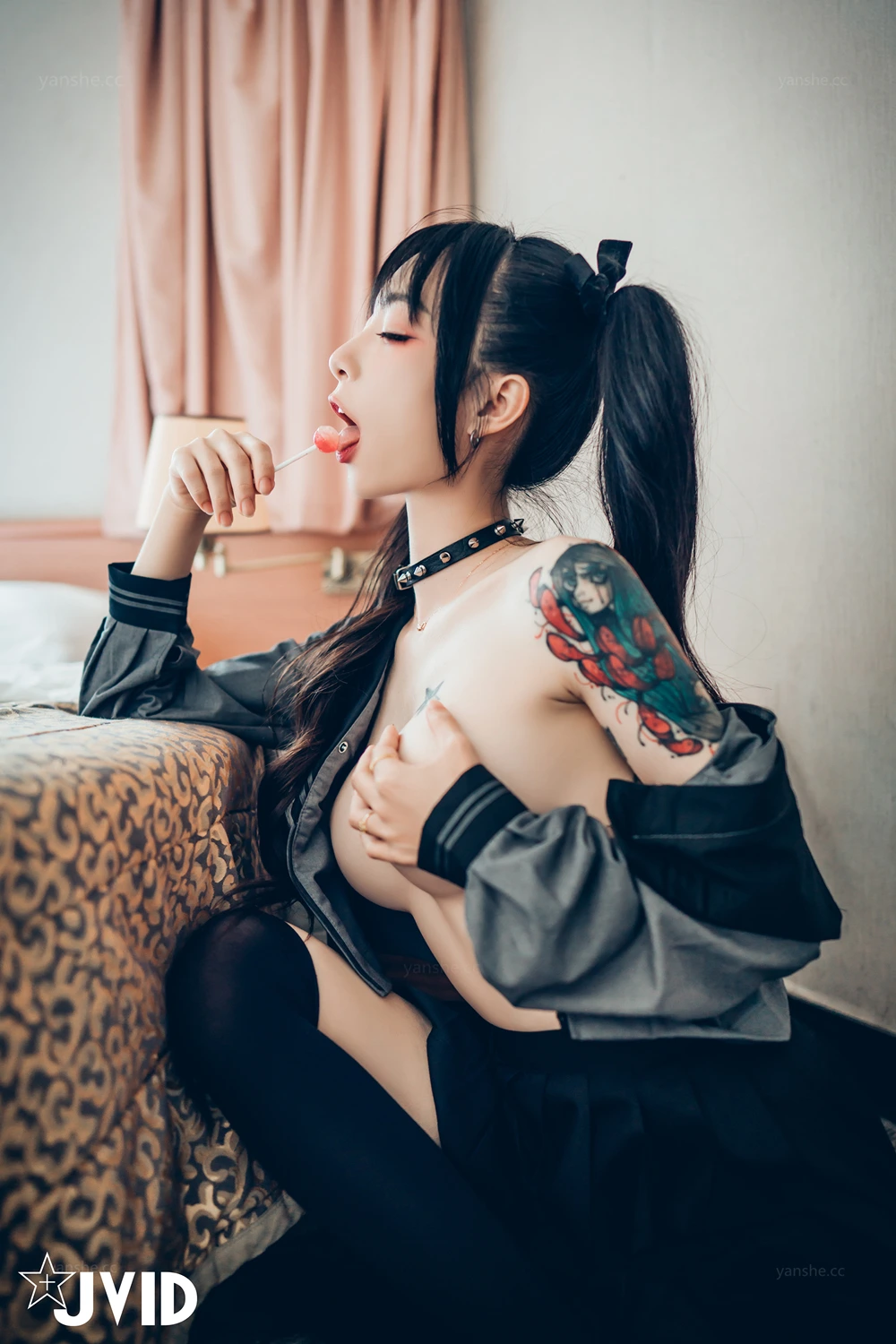 JVID 飄飄哥 – 色色妄想系列 校花也是大姐頭 Set.01 - P36