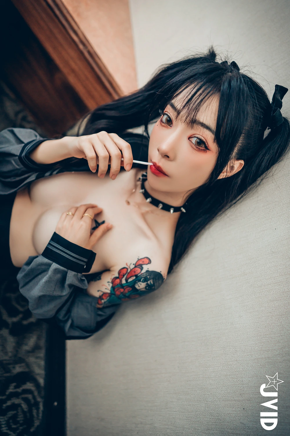 JVID 飄飄哥 – 色色妄想系列 校花也是大姐頭 Set.01 - P38