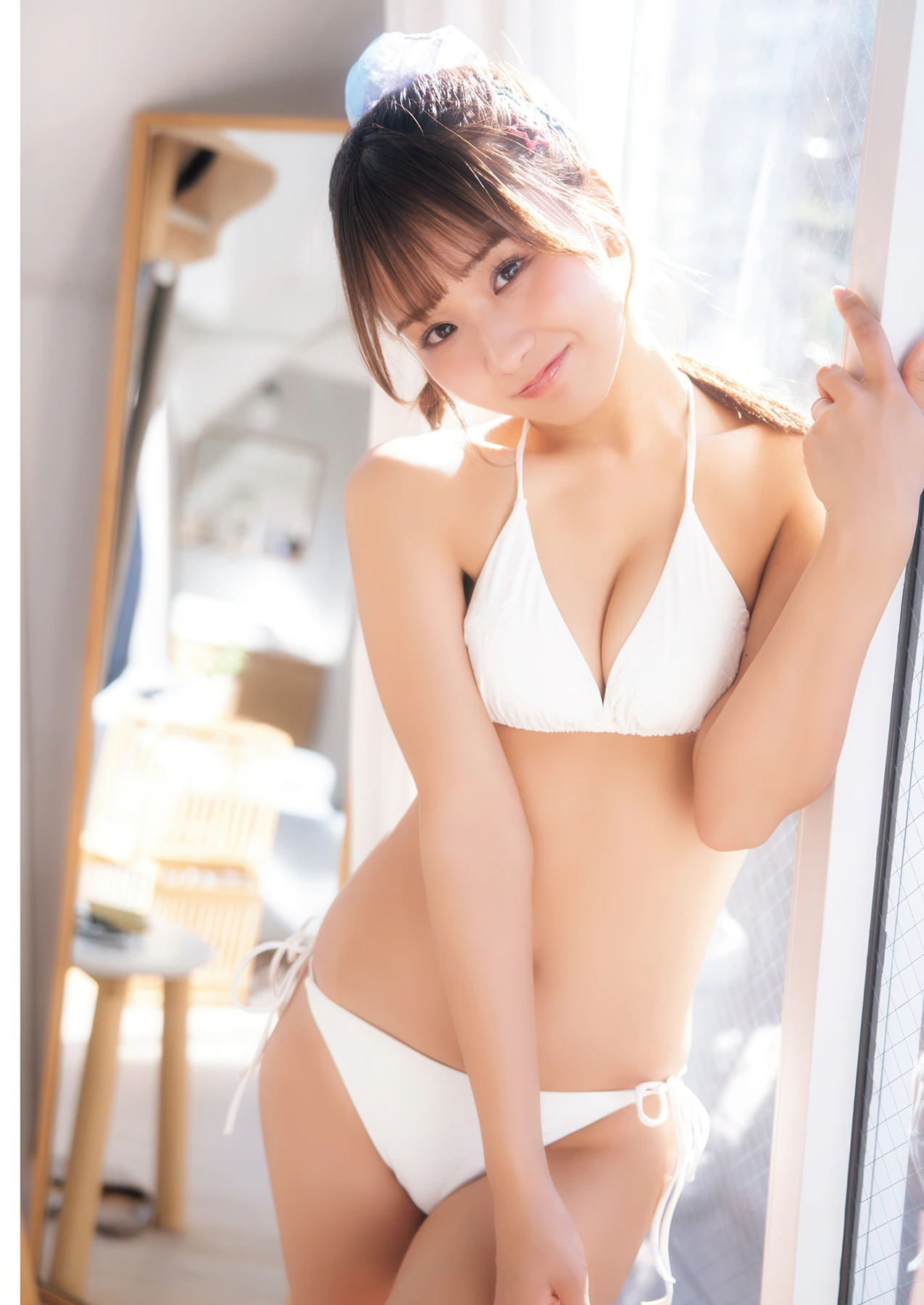 Ririka Moriwaki 森脇梨々夏, Manga Action 2026.04.21 (漫画アクション 2026年4月21日号) - P5