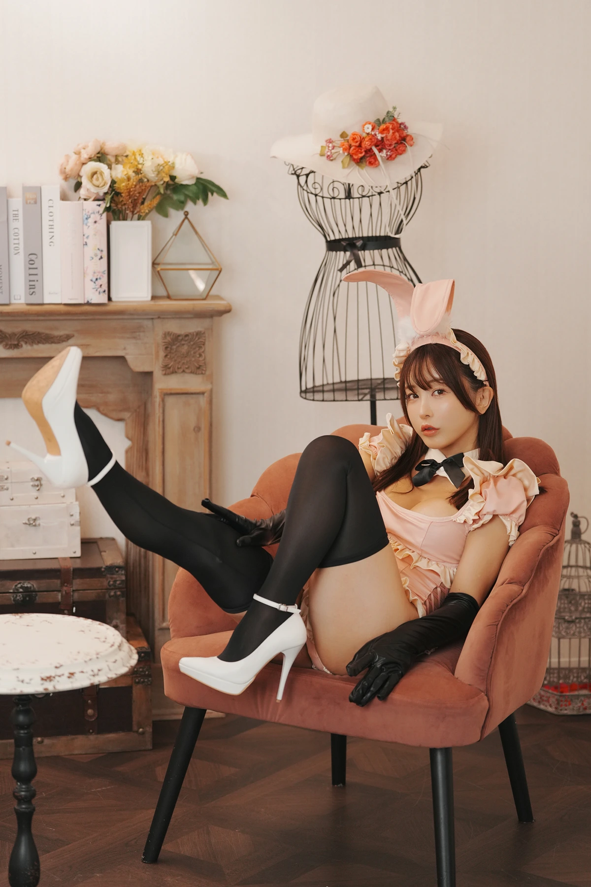 Ikumi いくみ, 写真集 Fantia 2024年10月合集 Set.01 - P42