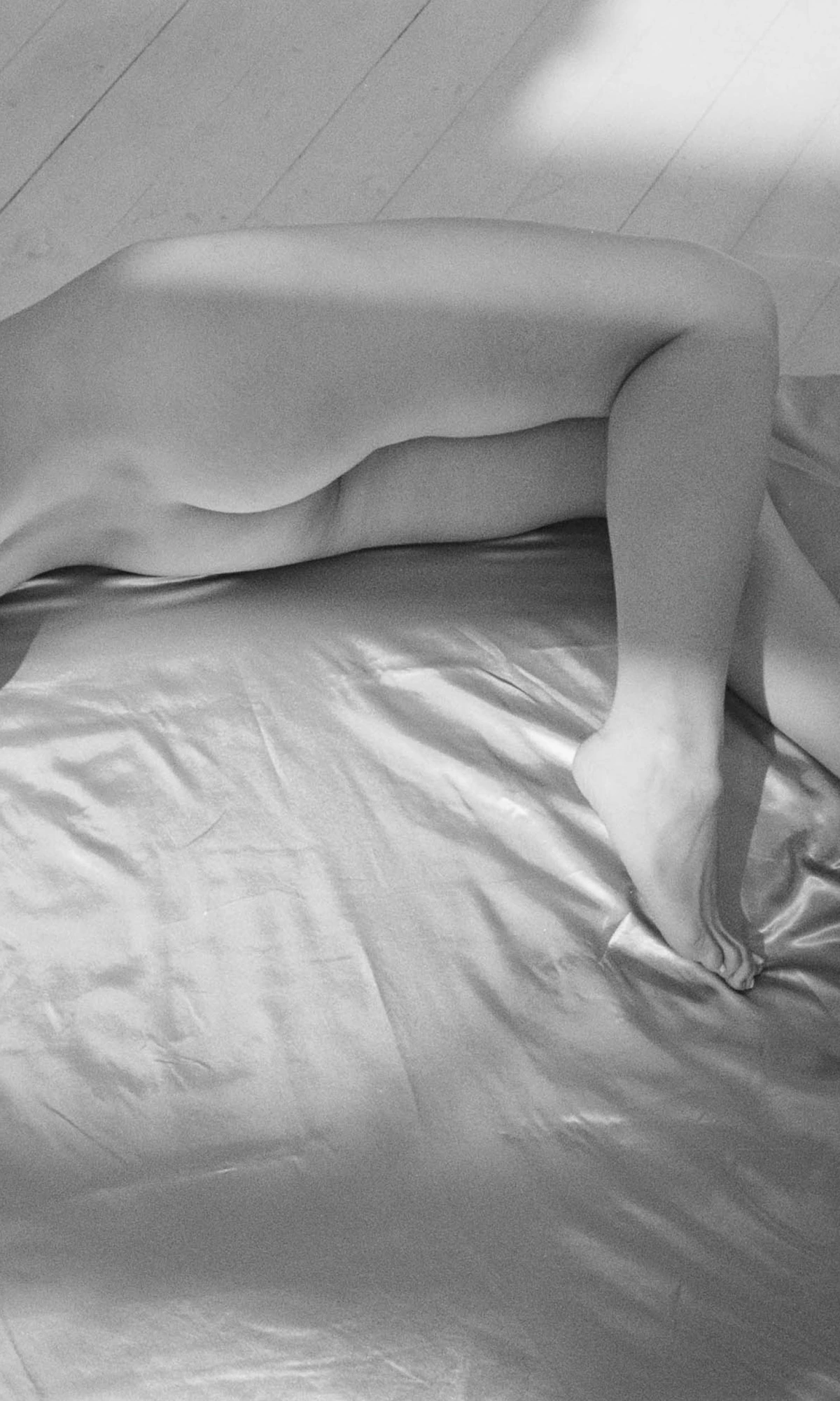 Kanna Seto 瀬戸環奈, 写真集 「裸のマーメイド」 - P37