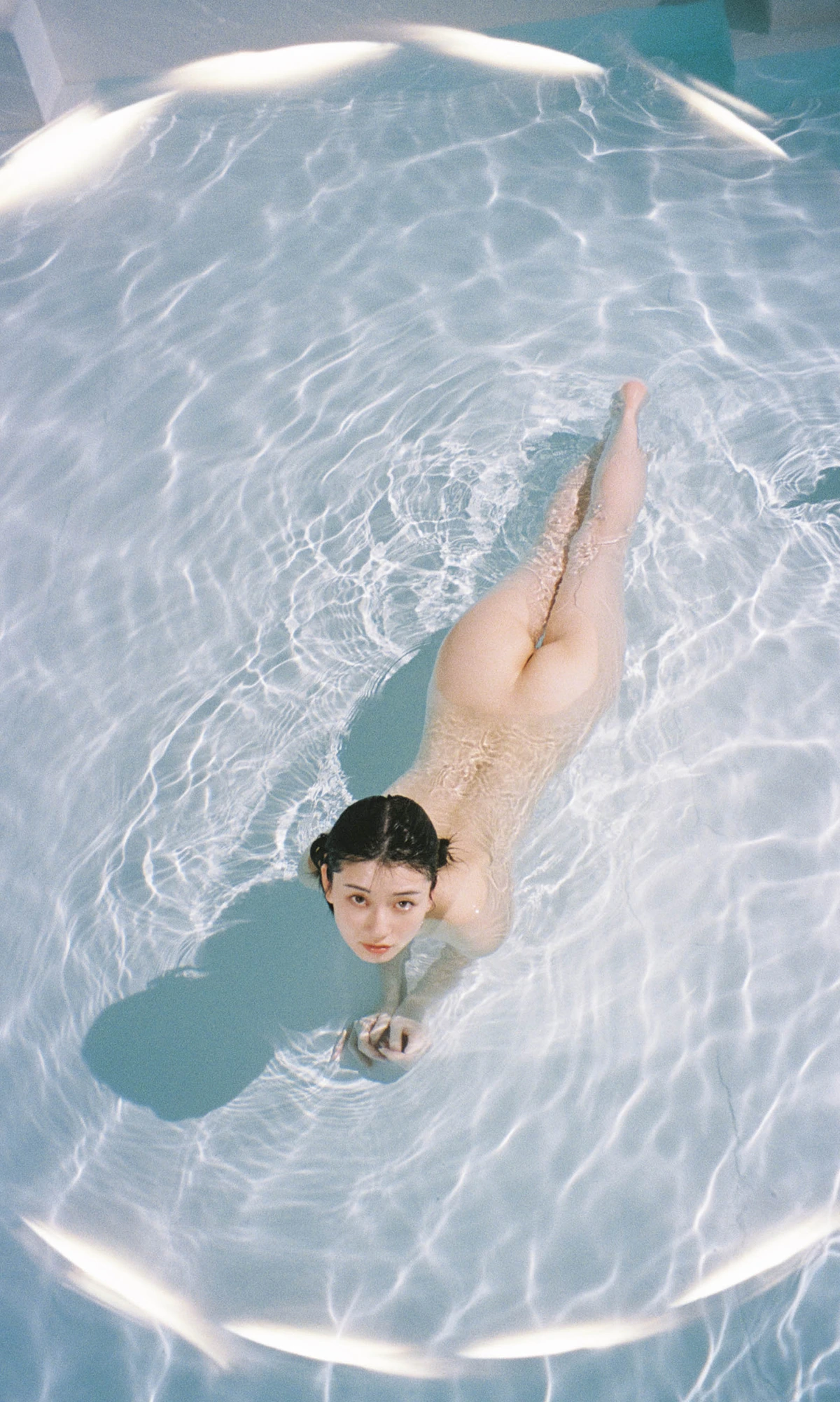 Kanna Seto 瀬戸環奈, 写真集 「裸のマーメイド」 - P73