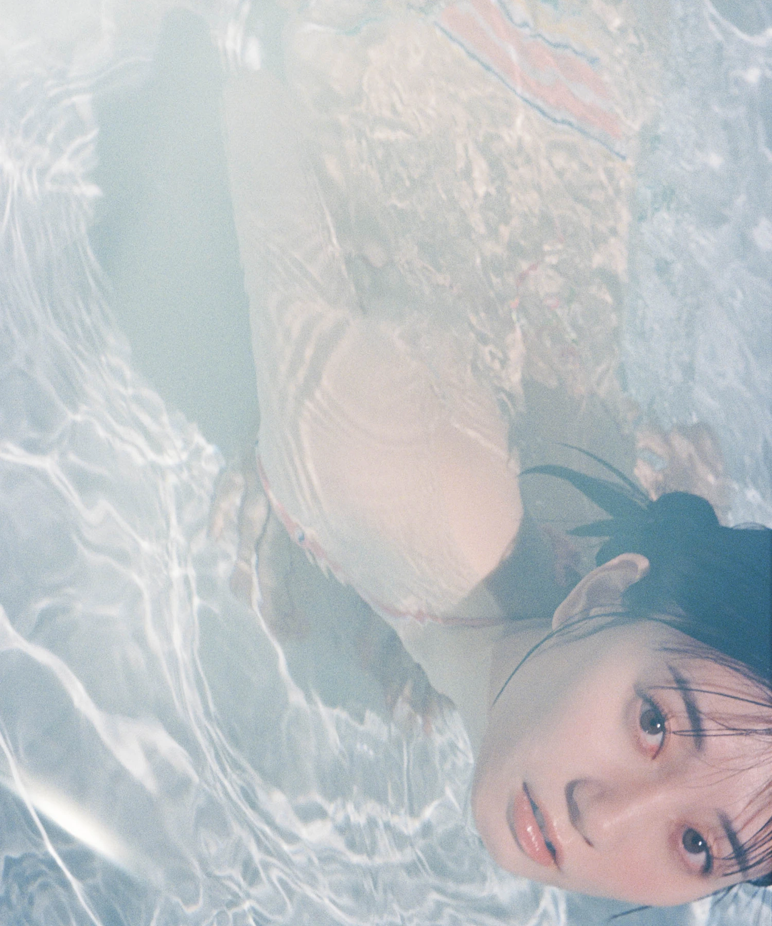 Kanna Seto 瀬戸環奈, 写真集 「裸のマーメイド」 - P77