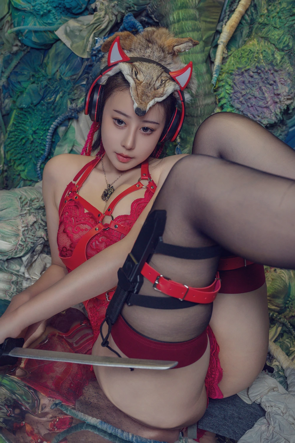 Cosplay 奈汐酱nice – 猎狼女 - P28
