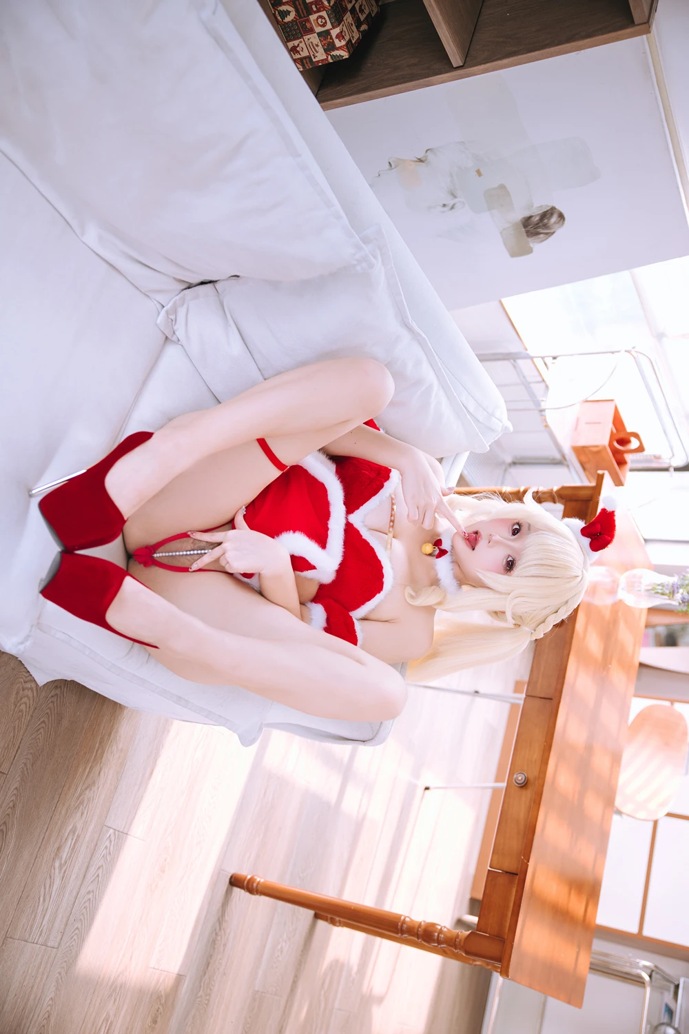 Cosplay Rinaijiao日奈娇 – 圣诞日 Set.01 - P11
