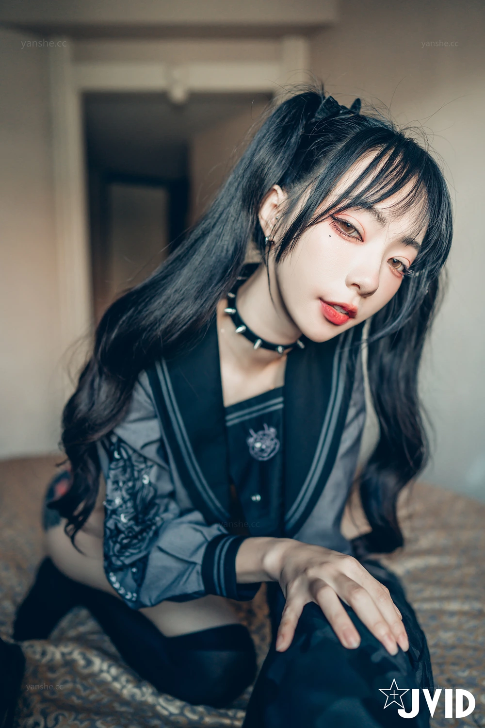JVID 飄飄哥 – 色色妄想系列 校花也是大姐頭 Set.02 - P12