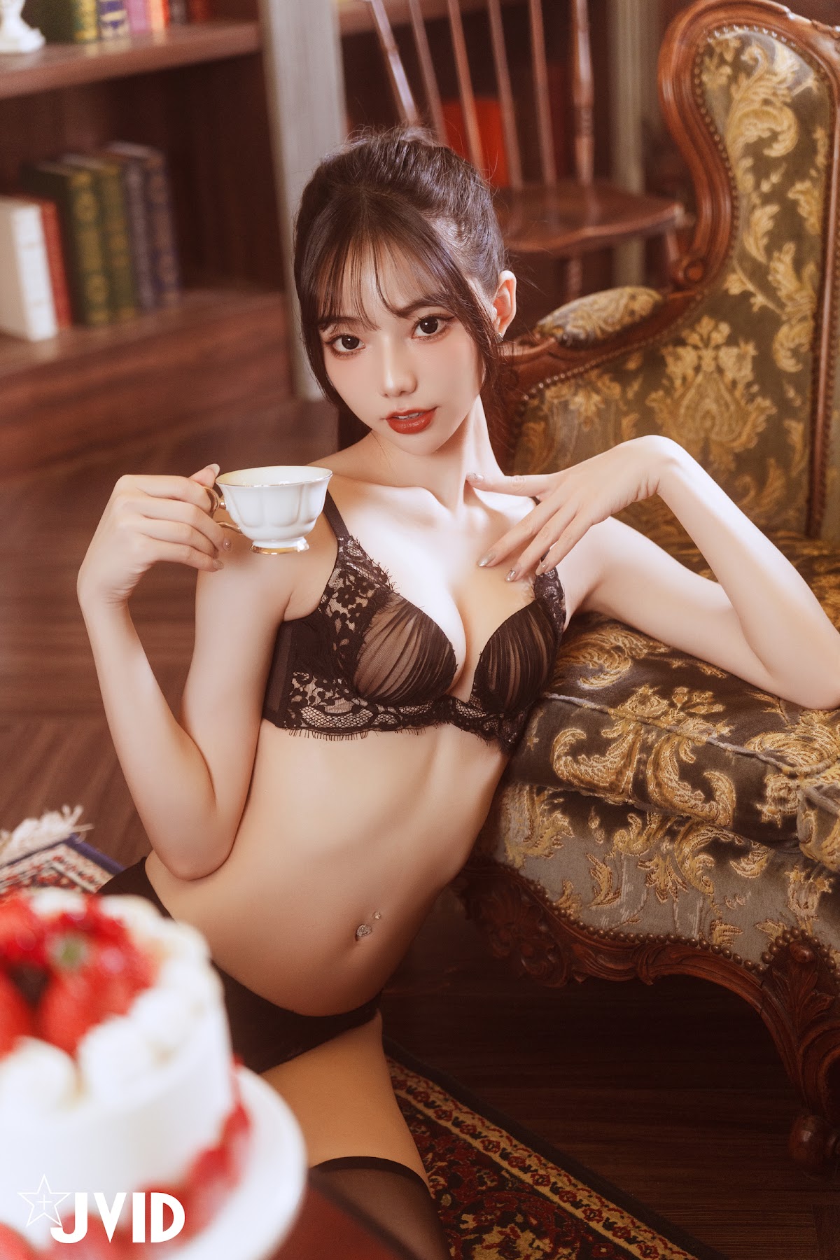 [JVID] 啾啾 – ゾンビ殭屍版女友注射愛の能量變成人類!!! - P22