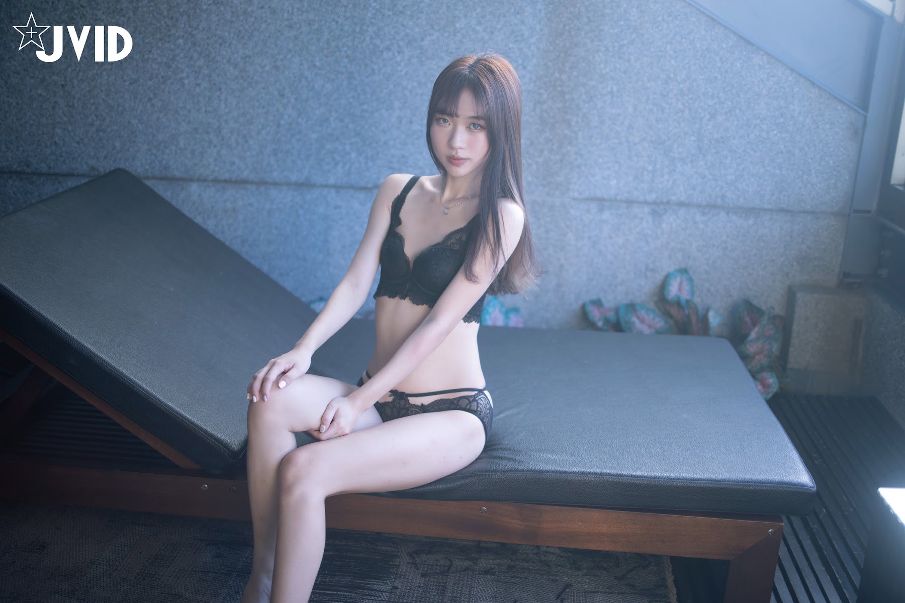 [JVID] 漫漫 – S+超美人漫漫 限定尺度寫真 - P32