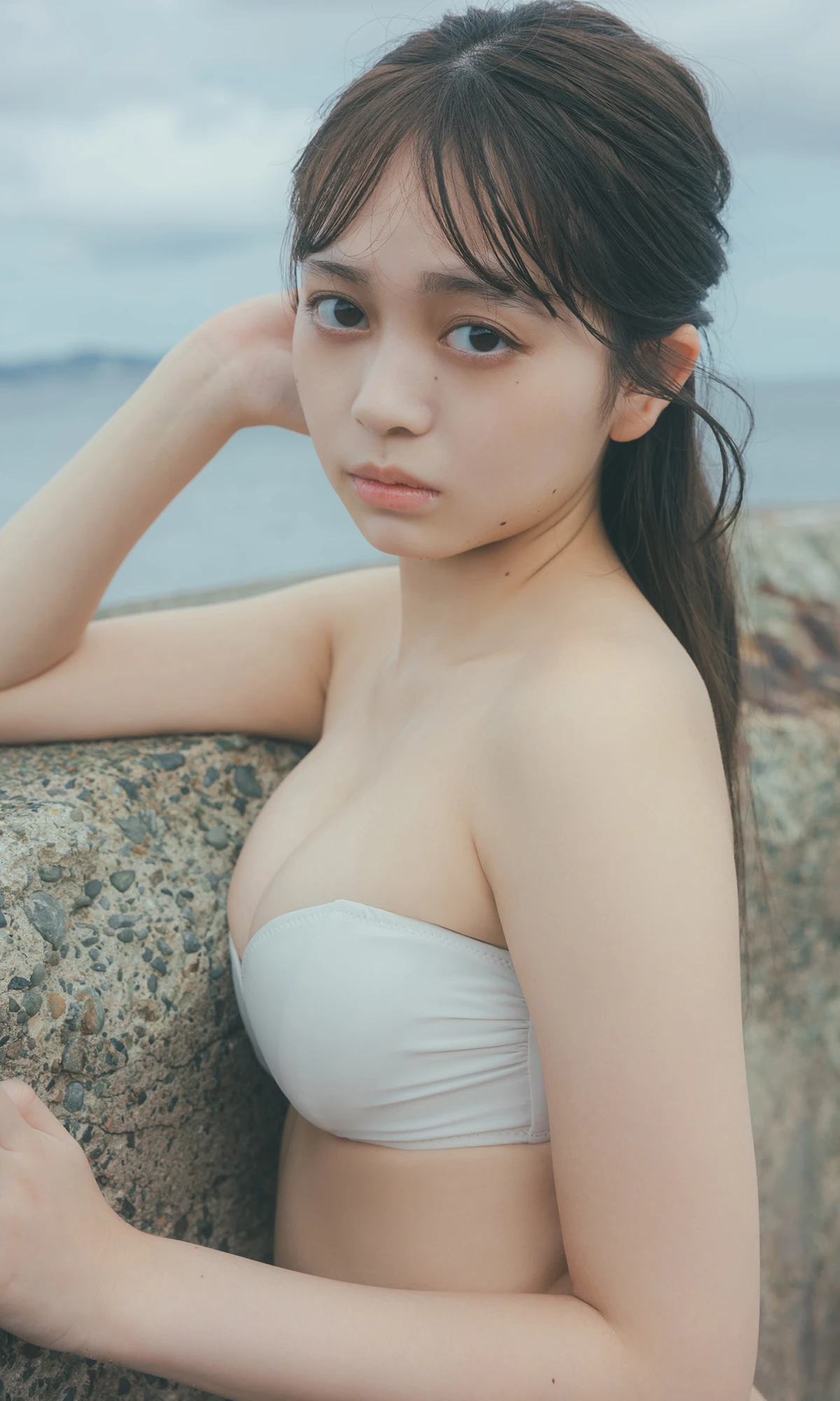 Mai Horai 蓬莱舞, 週プレ Photo Book 「新東京亜熱帯～prologue～」 - P18