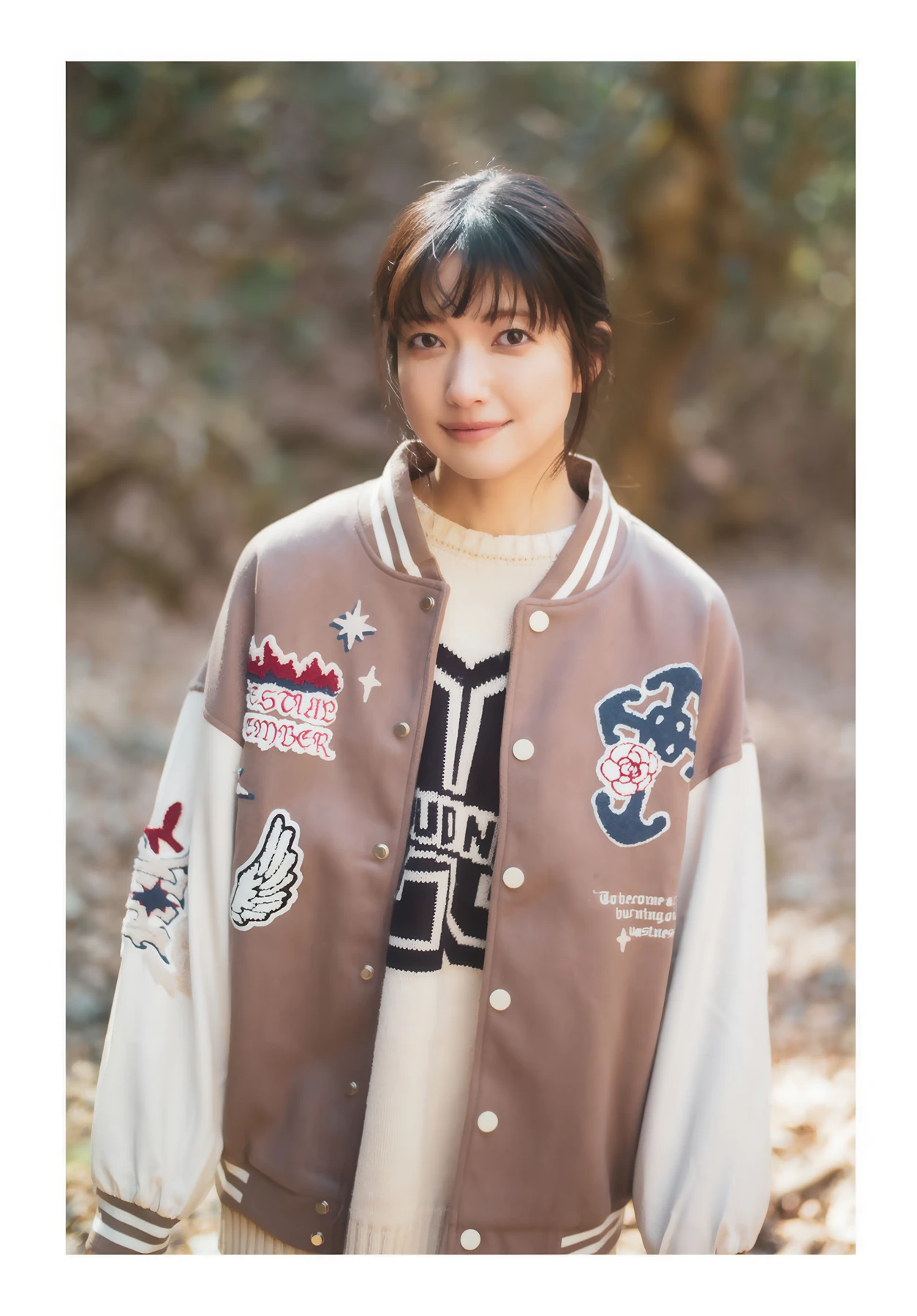 Sakurazaka46 櫻坂46, Shonen Magazine 2026 No.21 (週刊少年マガジン 2026年21号) - P5