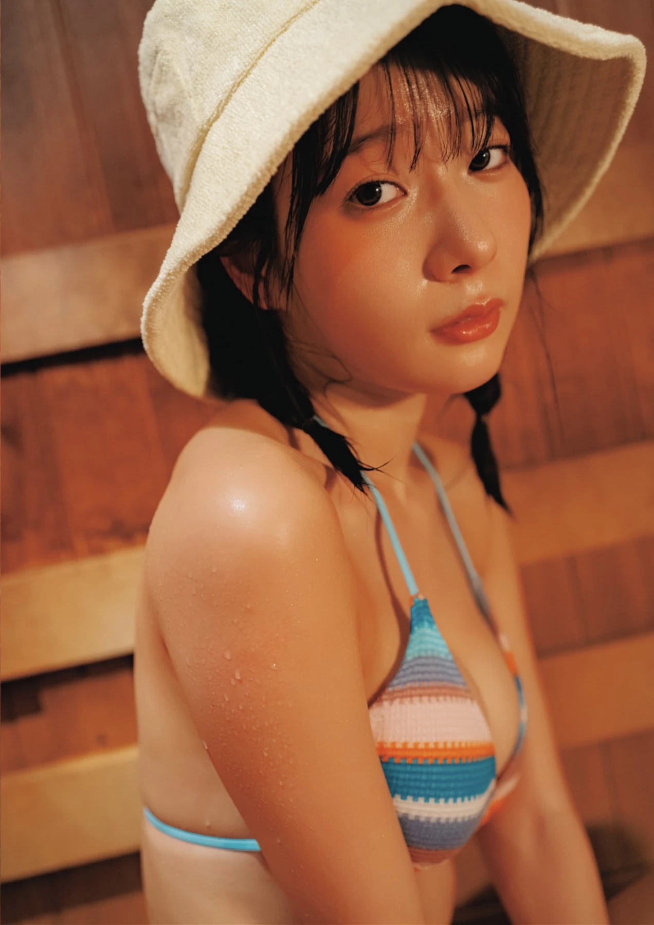 Yura Yura 由良ゆら, Yui Oku 奥ゆい, SUNNY GIRL サウナガールズ Vol.04 - P32