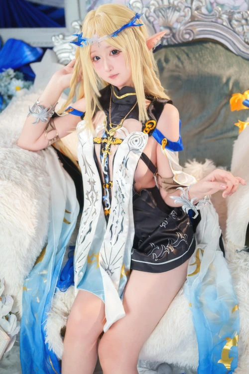 Cosplay Seele麦麦 – 鸣潮 菲比&卡提希娅·蓝色花海物语