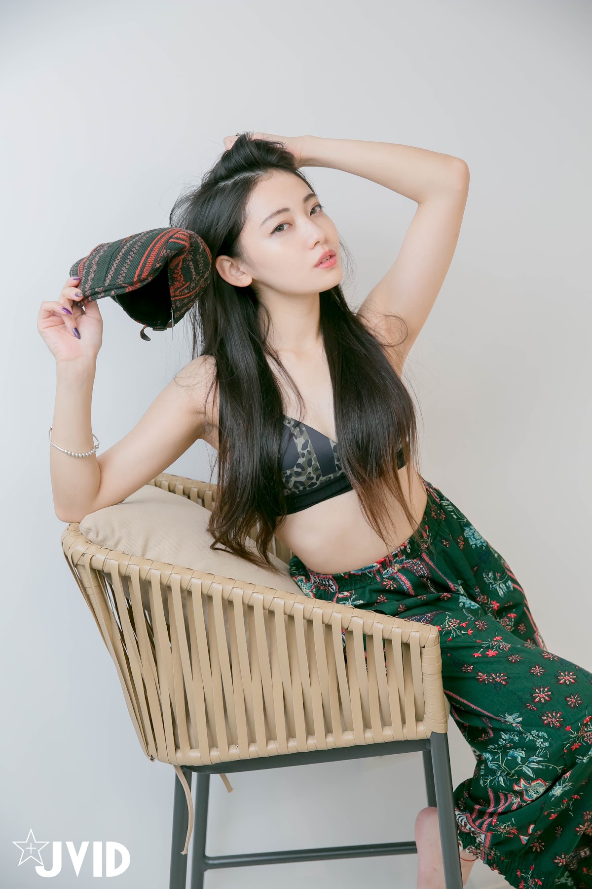 [JVID] 夏暮光 – 私底下穿著就讓人喜歡的性格美女 - P72