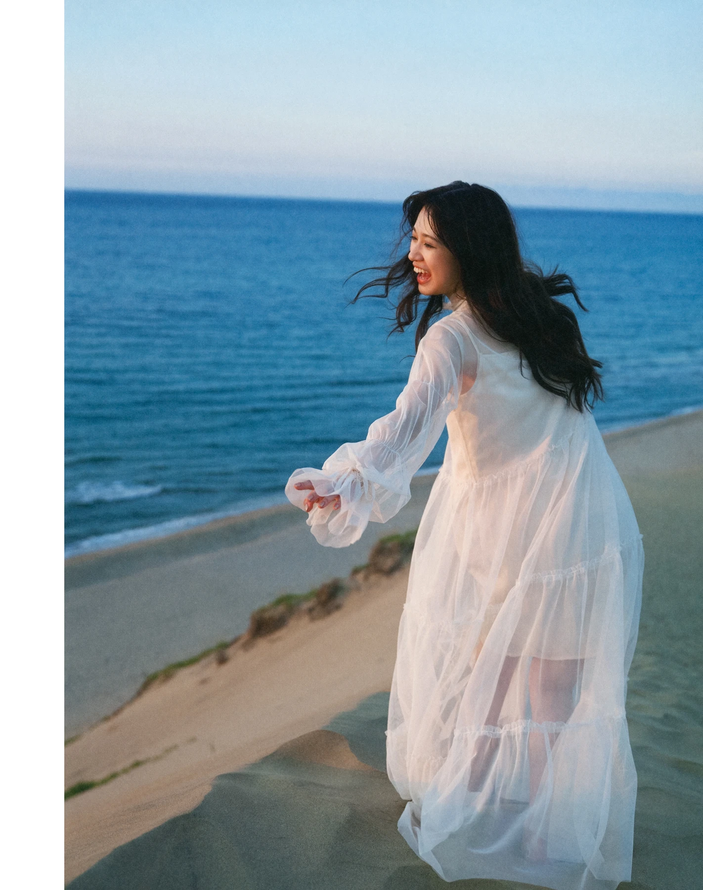 Ranze Terada 寺田蘭世, 1stデジタル写真集 「なぜ、忘れられないんだろう？」 - P111