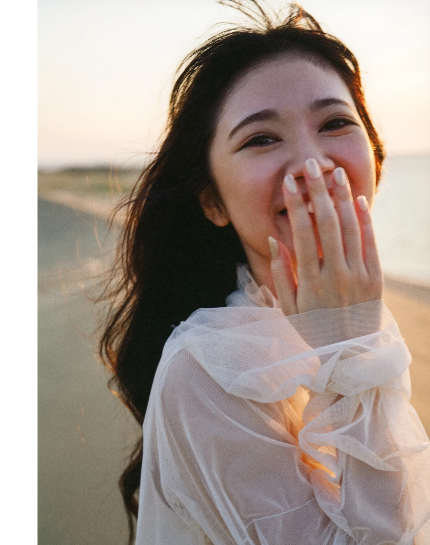 Ranze Terada 寺田蘭世, 1stデジタル写真集 「なぜ、忘れられないんだろう？」 - P114