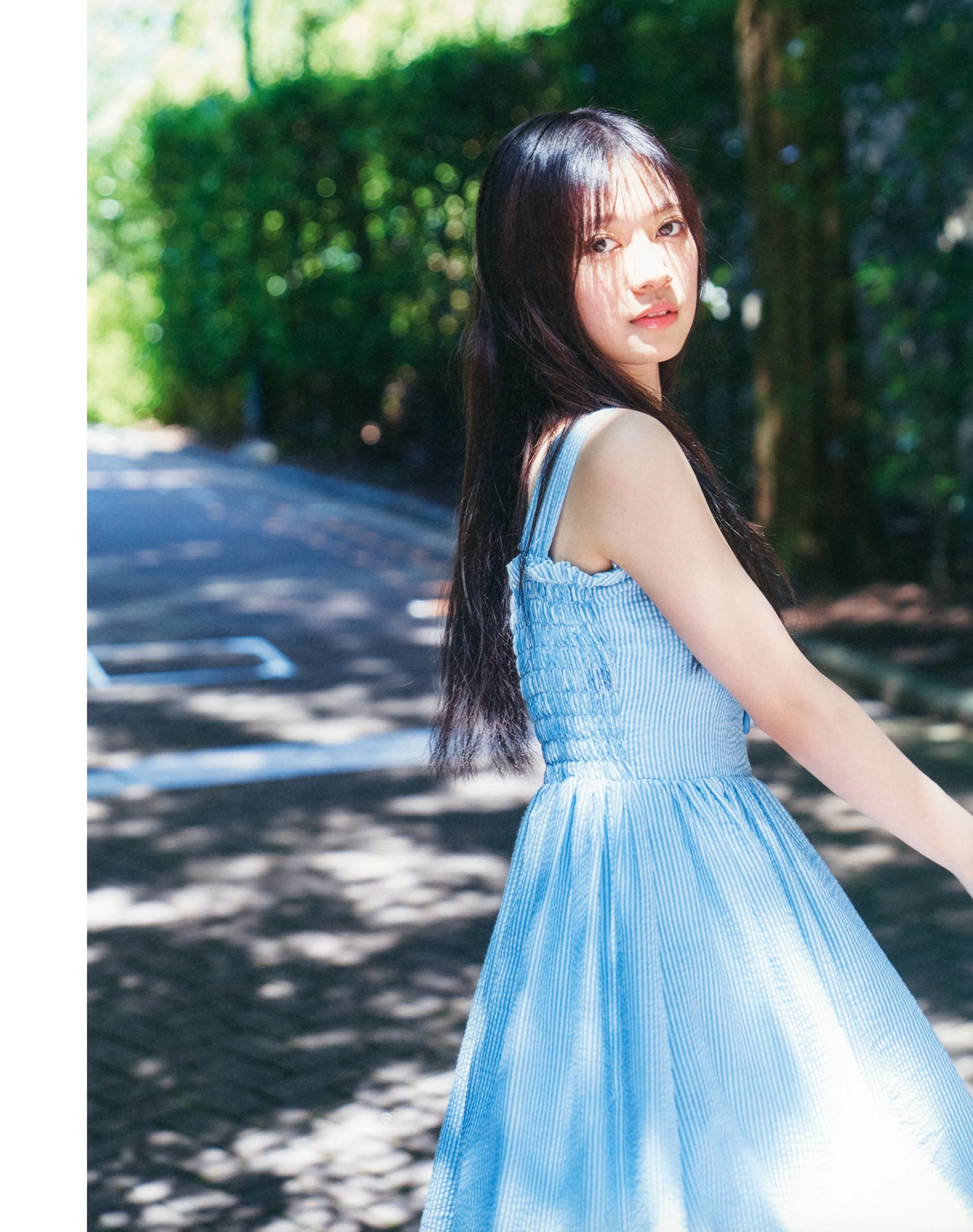 Ranze Terada 寺田蘭世, 1stデジタル写真集 「なぜ、忘れられないんだろう？」 - P12