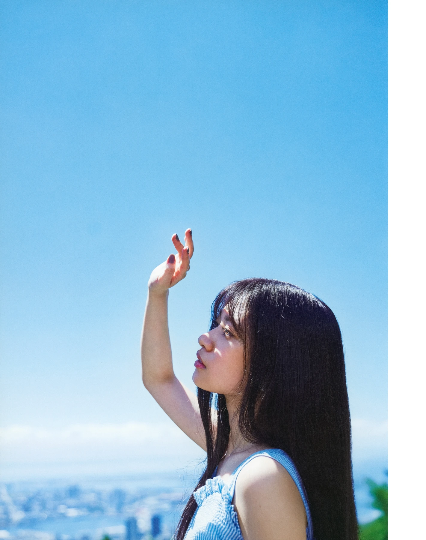 Ranze Terada 寺田蘭世, 1stデジタル写真集 「なぜ、忘れられないんだろう？」 - P13