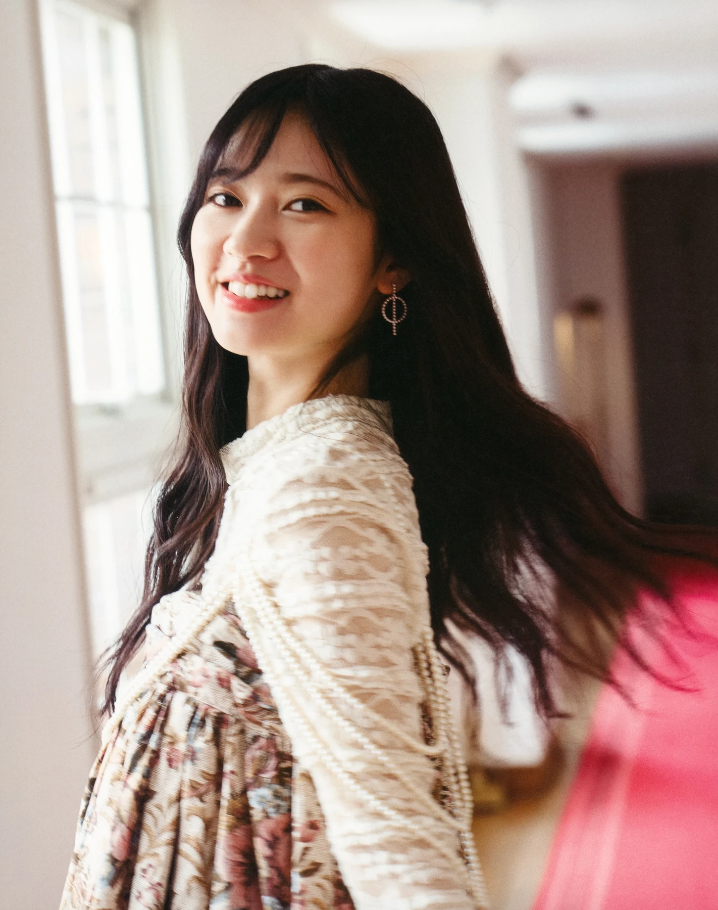 Ranze Terada 寺田蘭世, 1stデジタル写真集 「なぜ、忘れられないんだろう？」 - P28