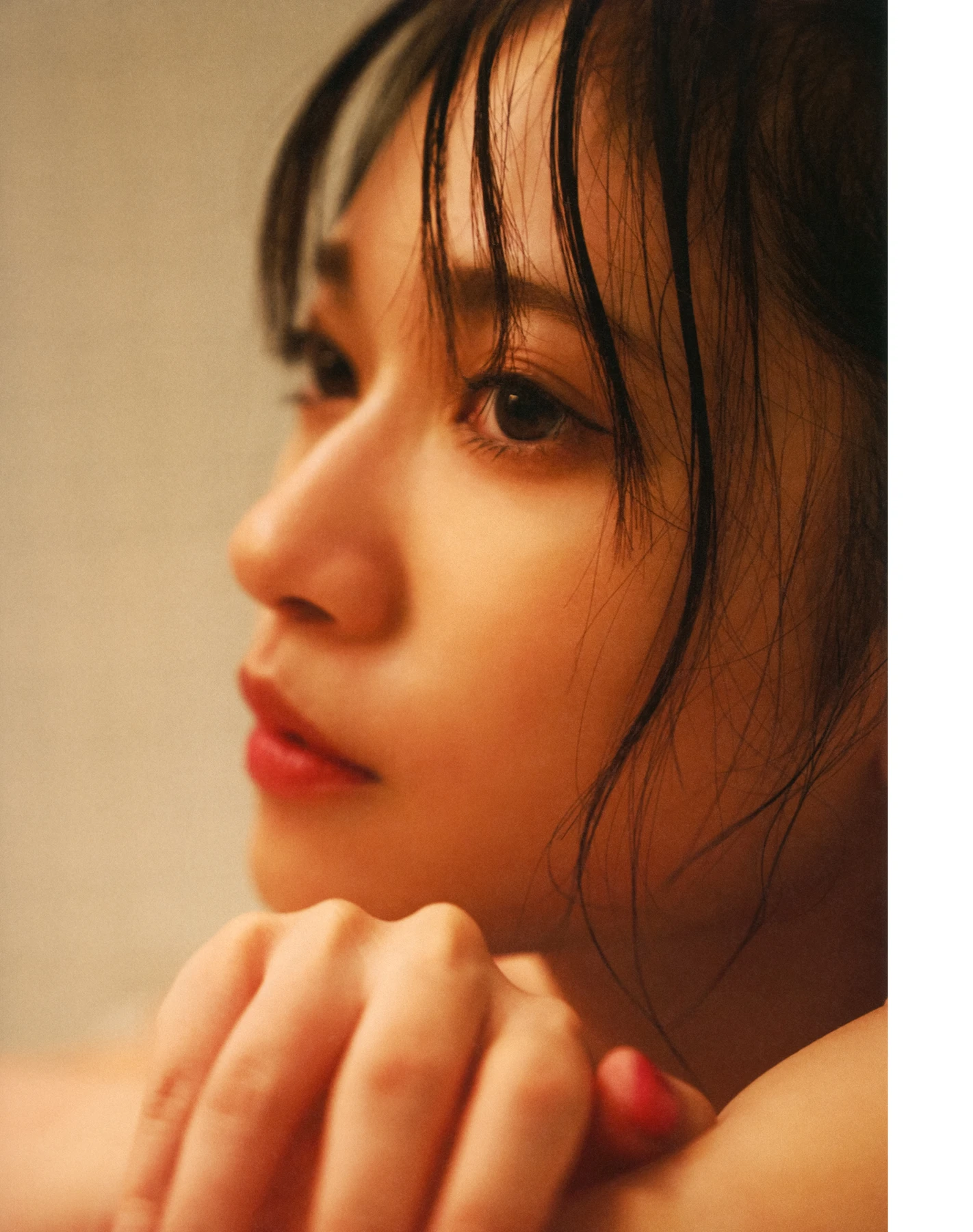 Ranze Terada 寺田蘭世, 1stデジタル写真集 「なぜ、忘れられないんだろう？」 - P41