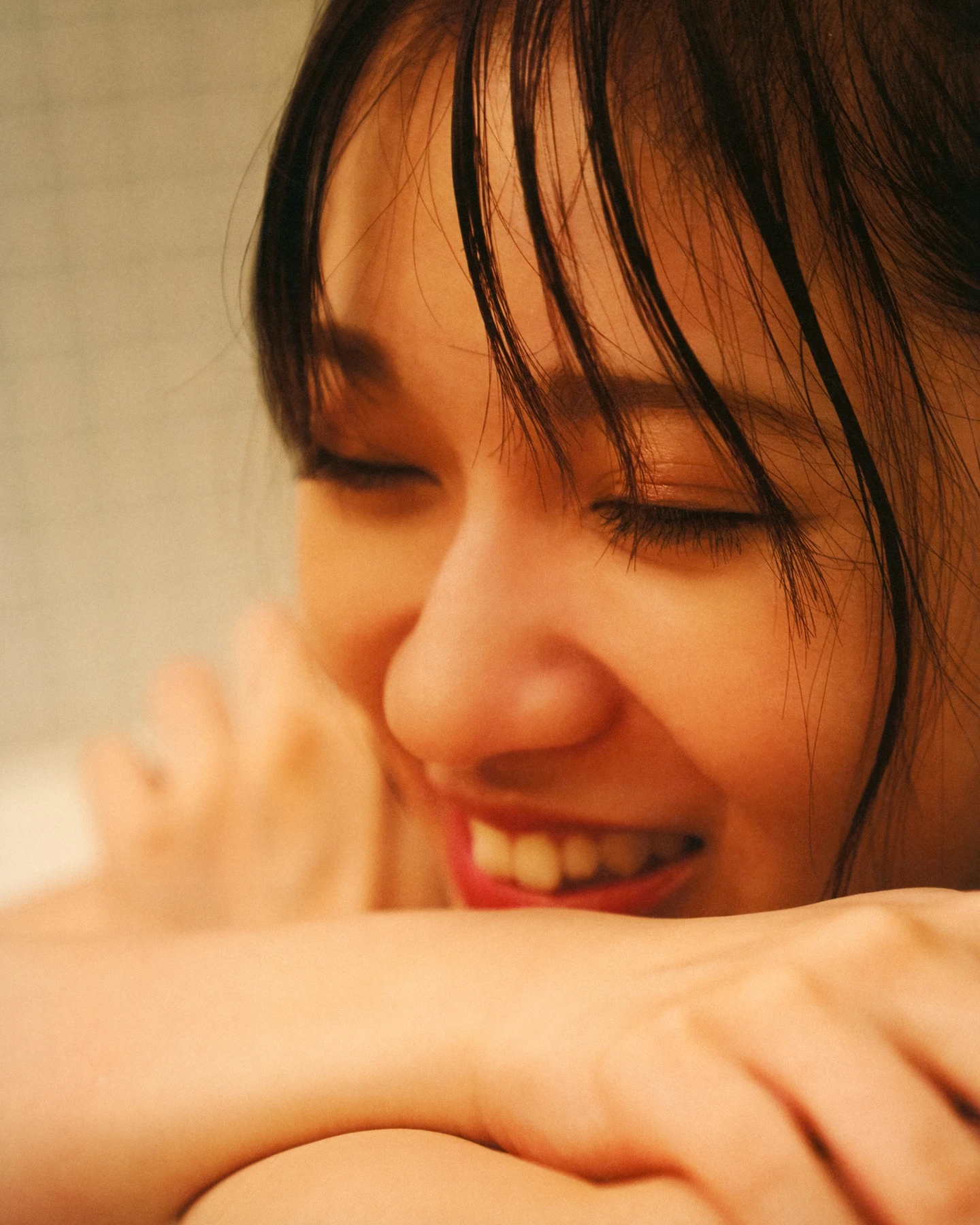 Ranze Terada 寺田蘭世, 1stデジタル写真集 「なぜ、忘れられないんだろう？」 - P42