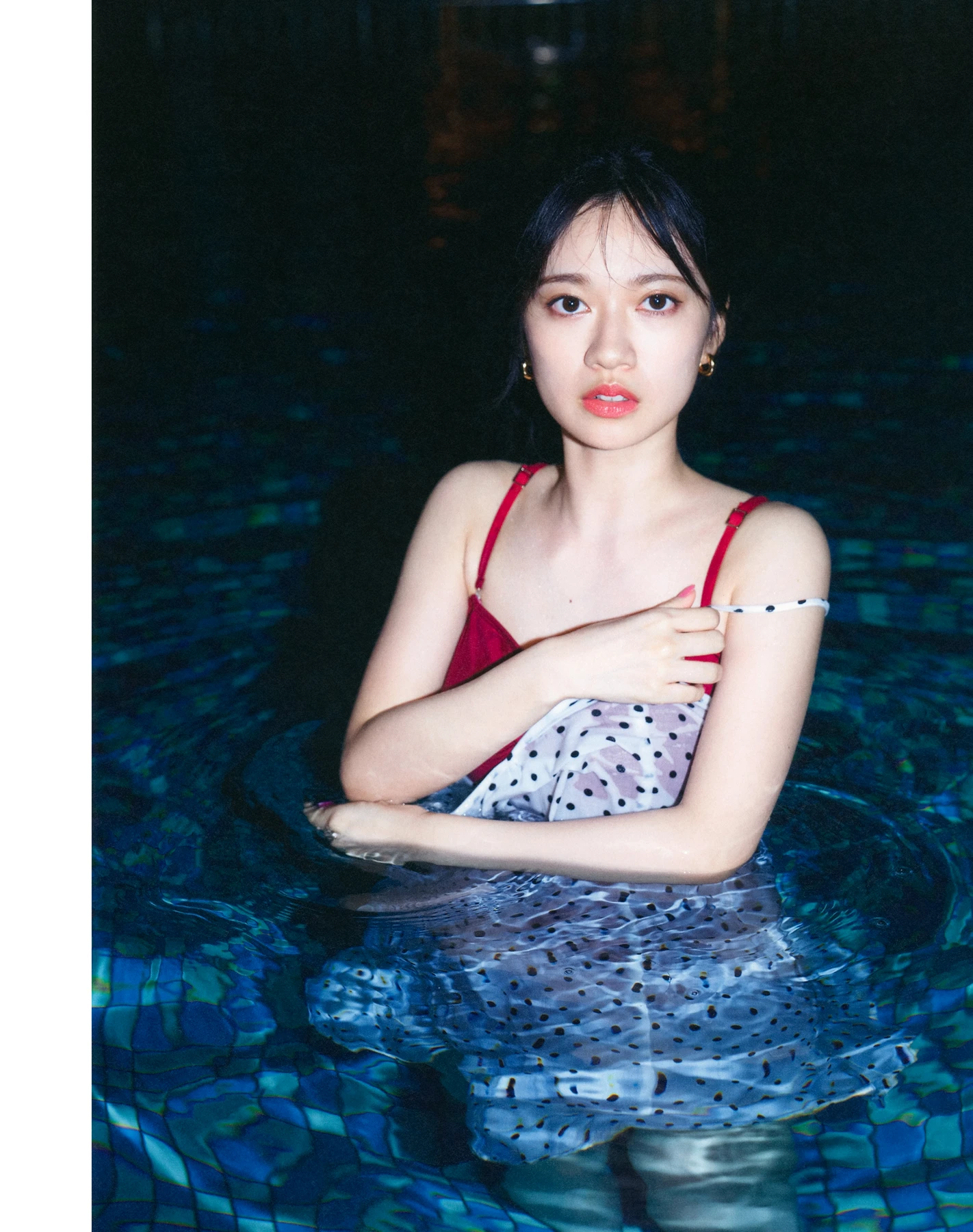 Ranze Terada 寺田蘭世, 1stデジタル写真集 「なぜ、忘れられないんだろう？」 - P84