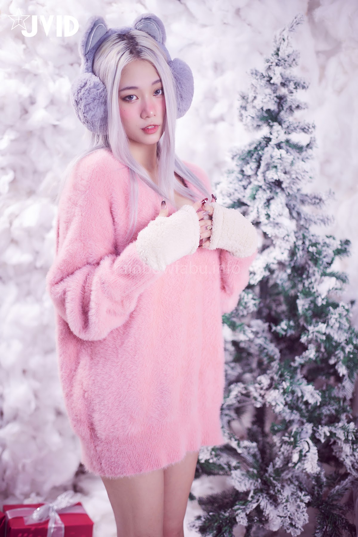 [JVID] Verna – 性感的愛死寂寞人雪女Verna陪你度過聖誕寒冬 - P105