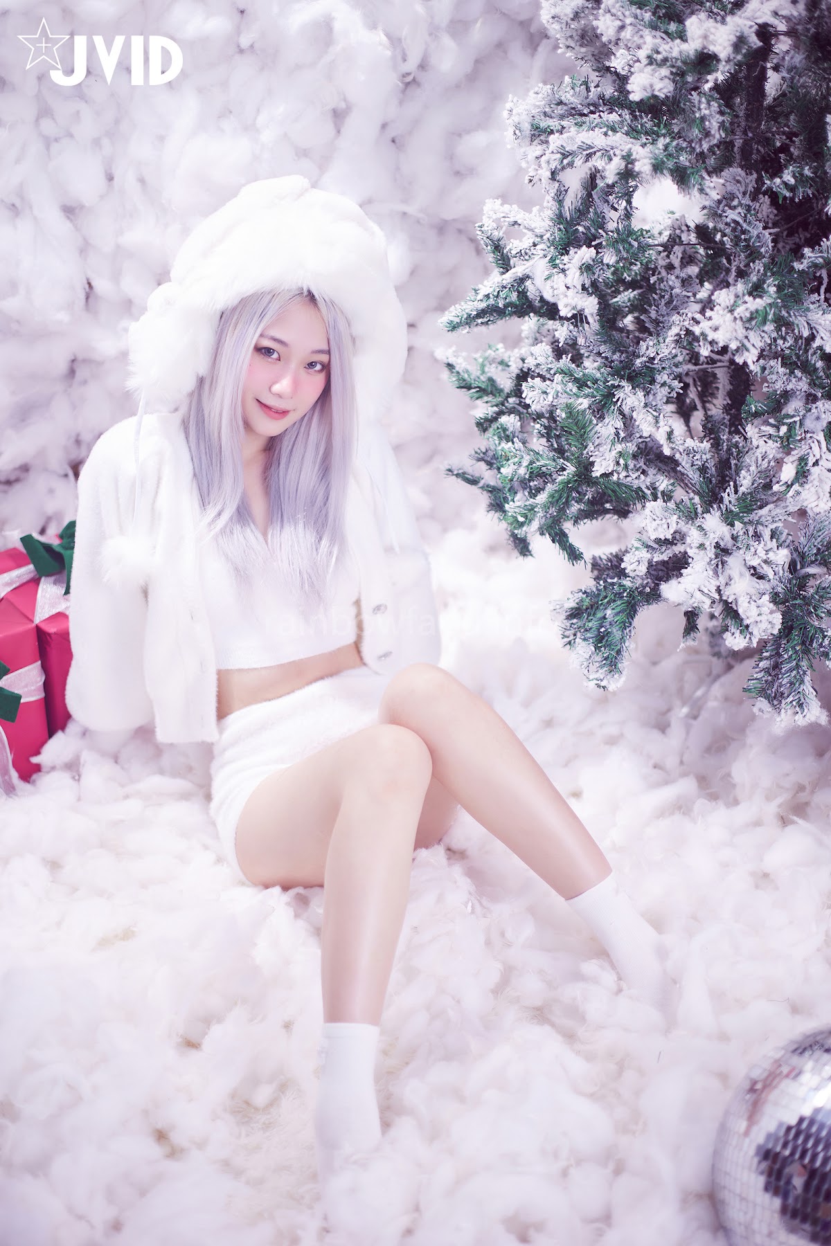 [JVID] Verna – 性感的愛死寂寞人雪女Verna陪你度過聖誕寒冬 - P108