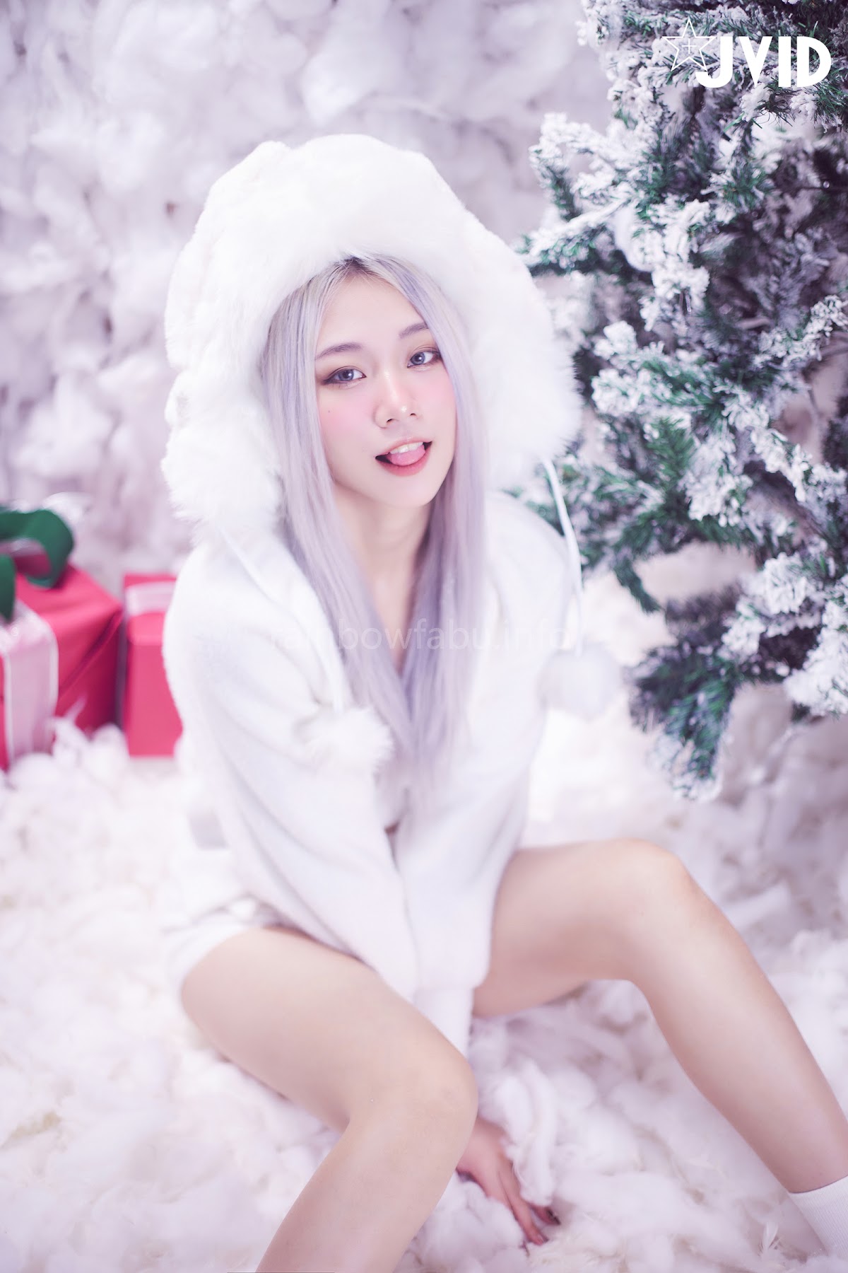 [JVID] Verna – 性感的愛死寂寞人雪女Verna陪你度過聖誕寒冬 - P20