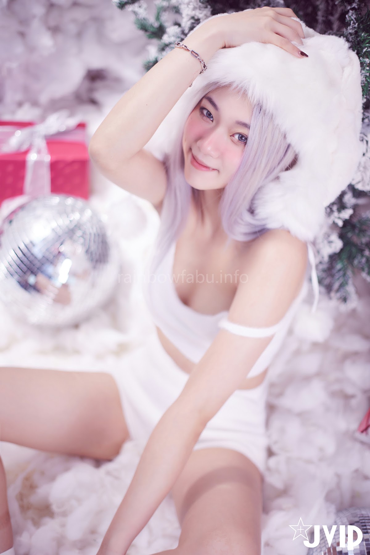 [JVID] Verna – 性感的愛死寂寞人雪女Verna陪你度過聖誕寒冬 - P31