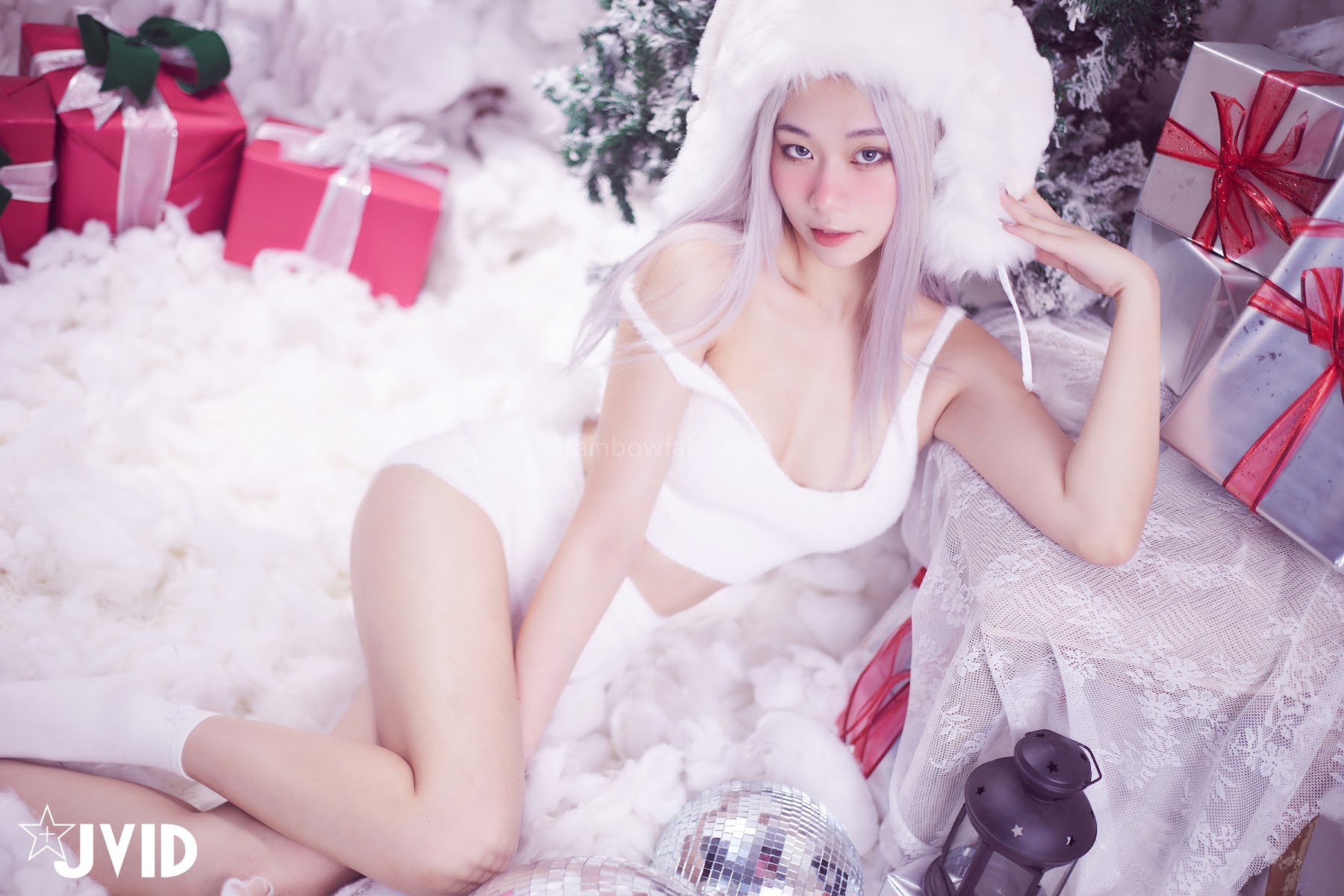 [JVID] Verna – 性感的愛死寂寞人雪女Verna陪你度過聖誕寒冬 - P44