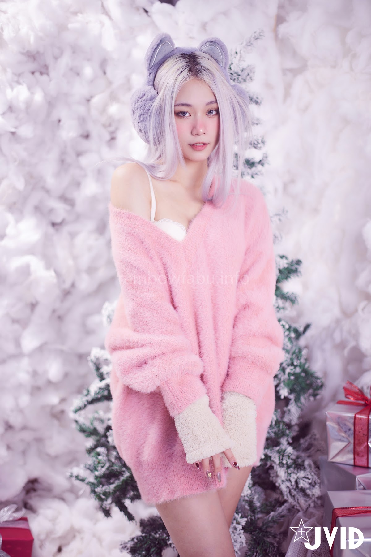 [JVID] Verna – 性感的愛死寂寞人雪女Verna陪你度過聖誕寒冬 - P46