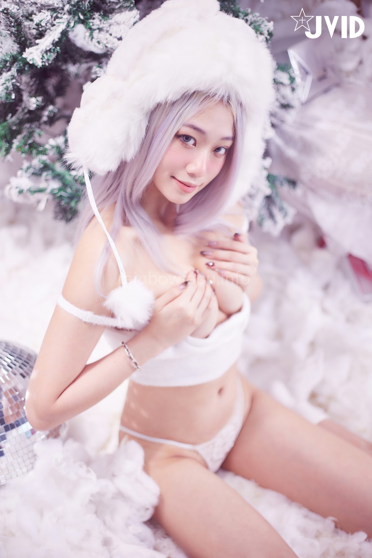 [JVID] Verna – 性感的愛死寂寞人雪女Verna陪你度過聖誕寒冬 - P77