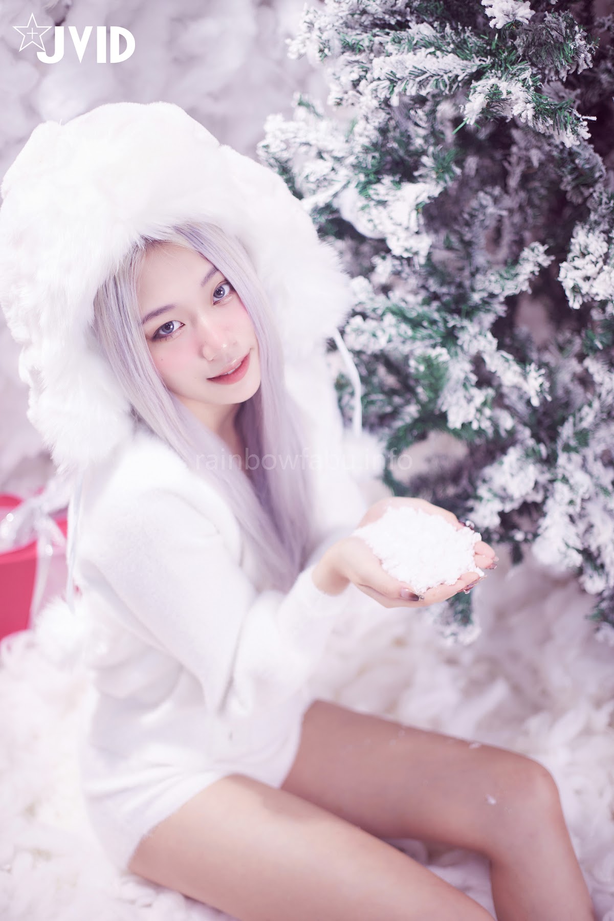 [JVID] Verna – 性感的愛死寂寞人雪女Verna陪你度過聖誕寒冬 - P8