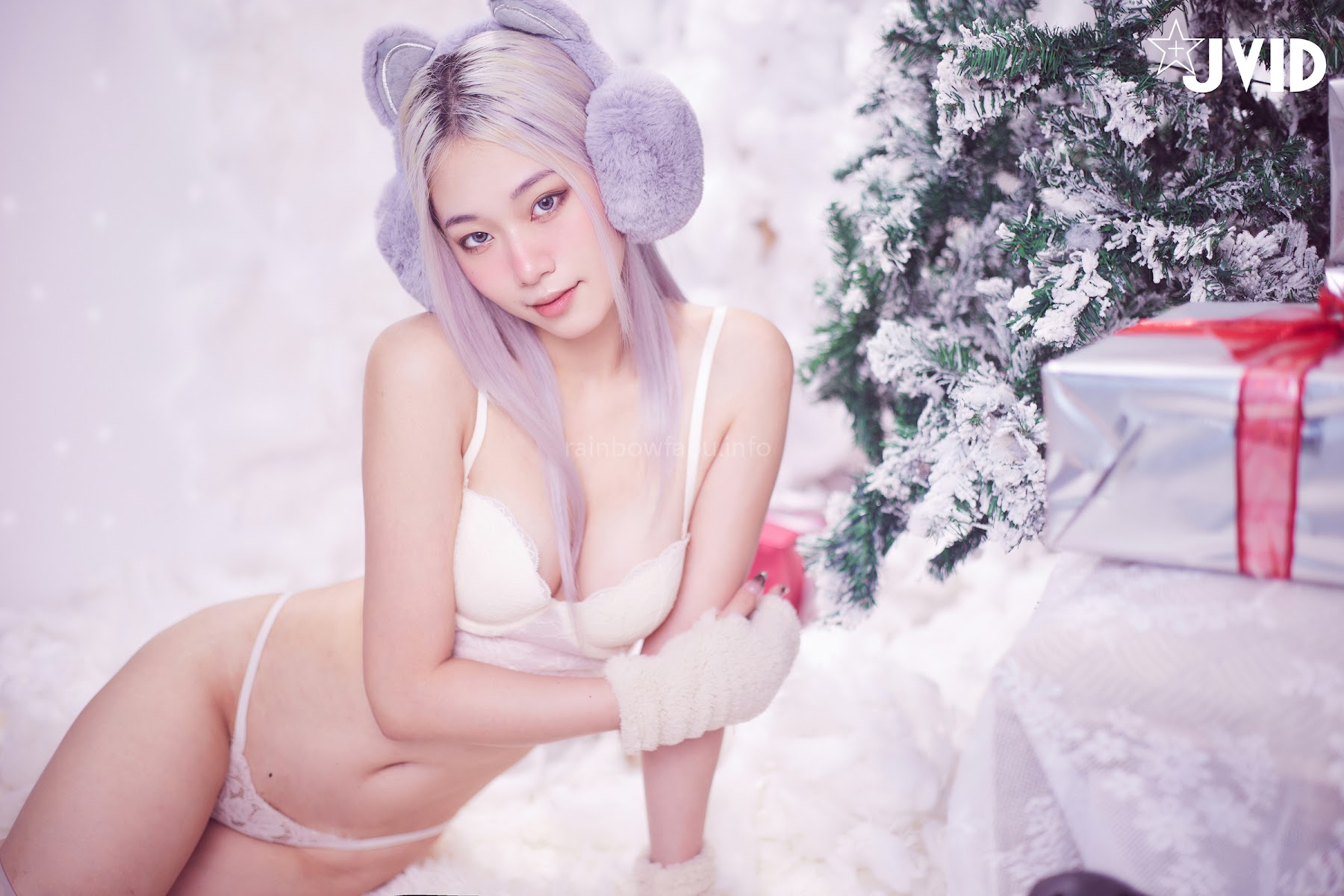 [JVID] Verna – 性感的愛死寂寞人雪女Verna陪你度過聖誕寒冬 - P93